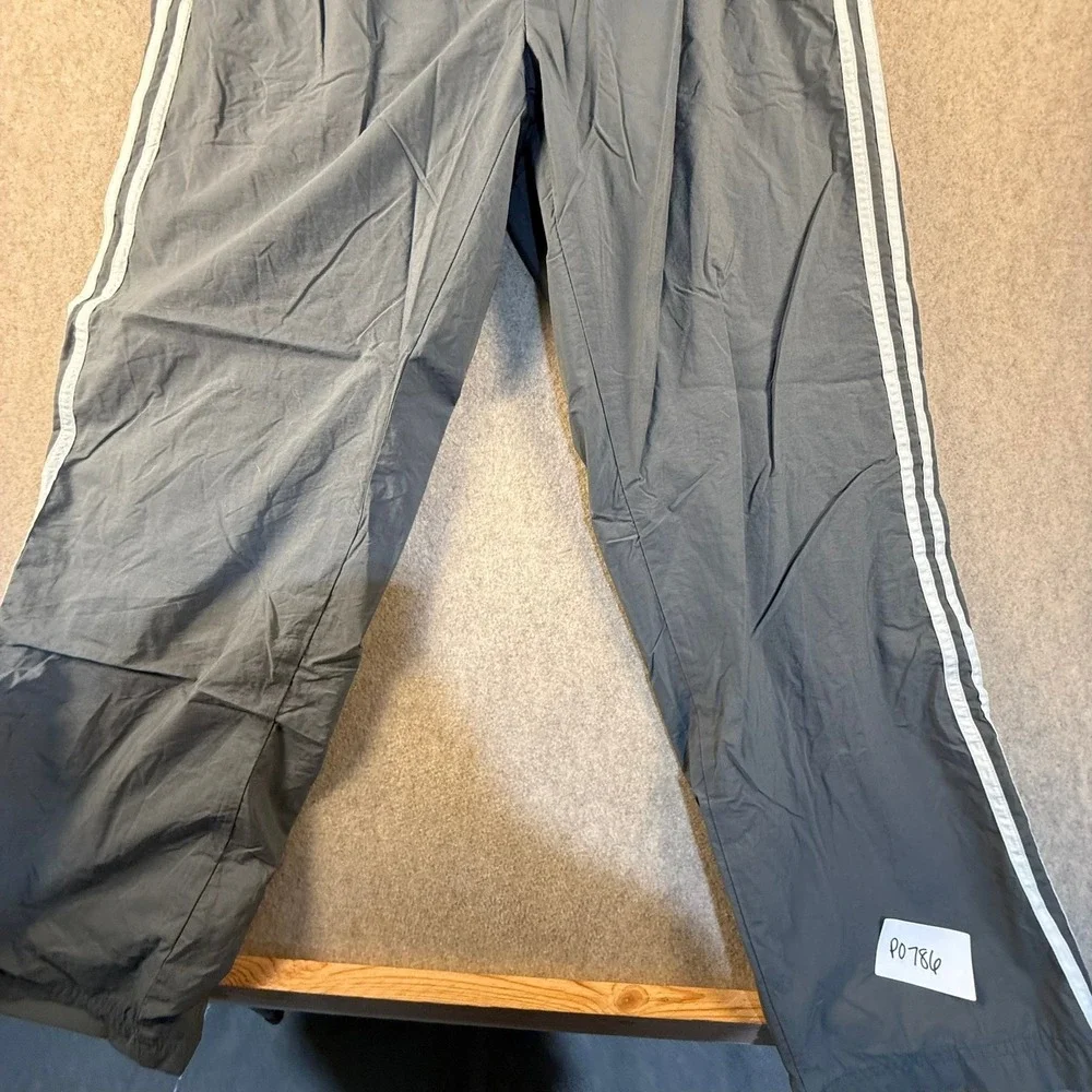 Vintage Adidas Mens Track Pants Grey White 3 Stripe Nylon Lined Large P0786